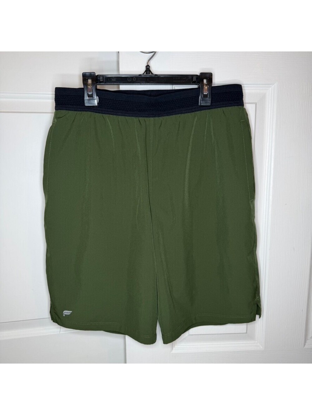 Fabletics Fundamental Mens Athletic Shorts Lined Army / Olive Green Black Sz S